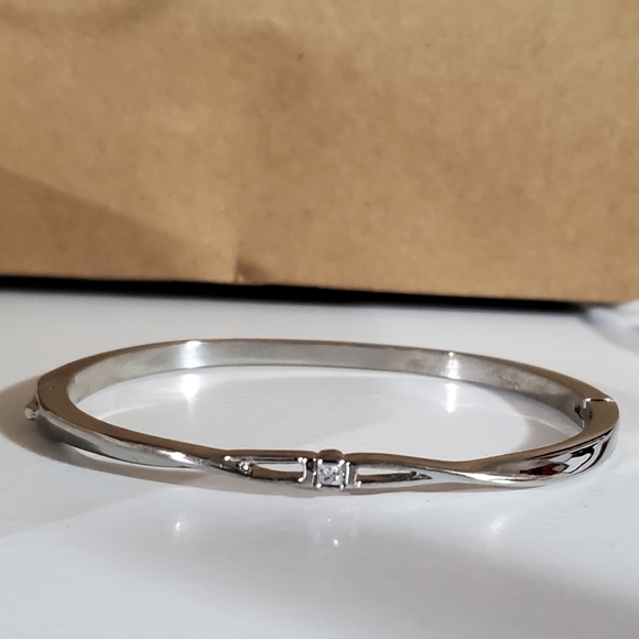 Bangle bracelet - Picture 6 of 7